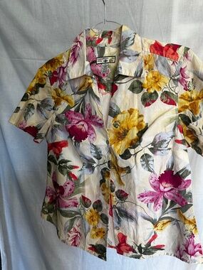 Caribbean Joe Tropical Floral Button Up Blouse Shirt Women’s Medium